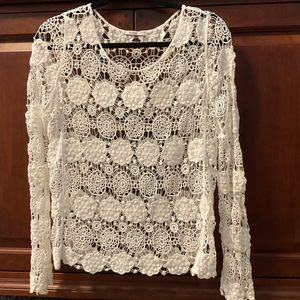 Women’s White cotton Crochet style top Sz M